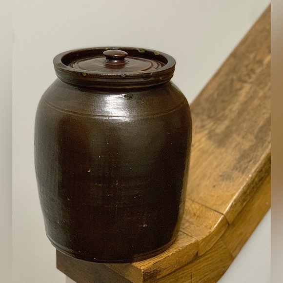 19th Century Antique Dark Brown Albany Slip Lidded Stoneware Crock Jug Pot - Picture 1 of 16